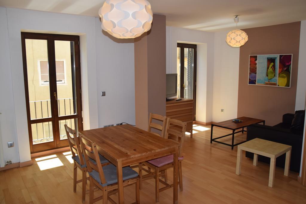 Apartamentos Zaragoza Coso Exterior foto